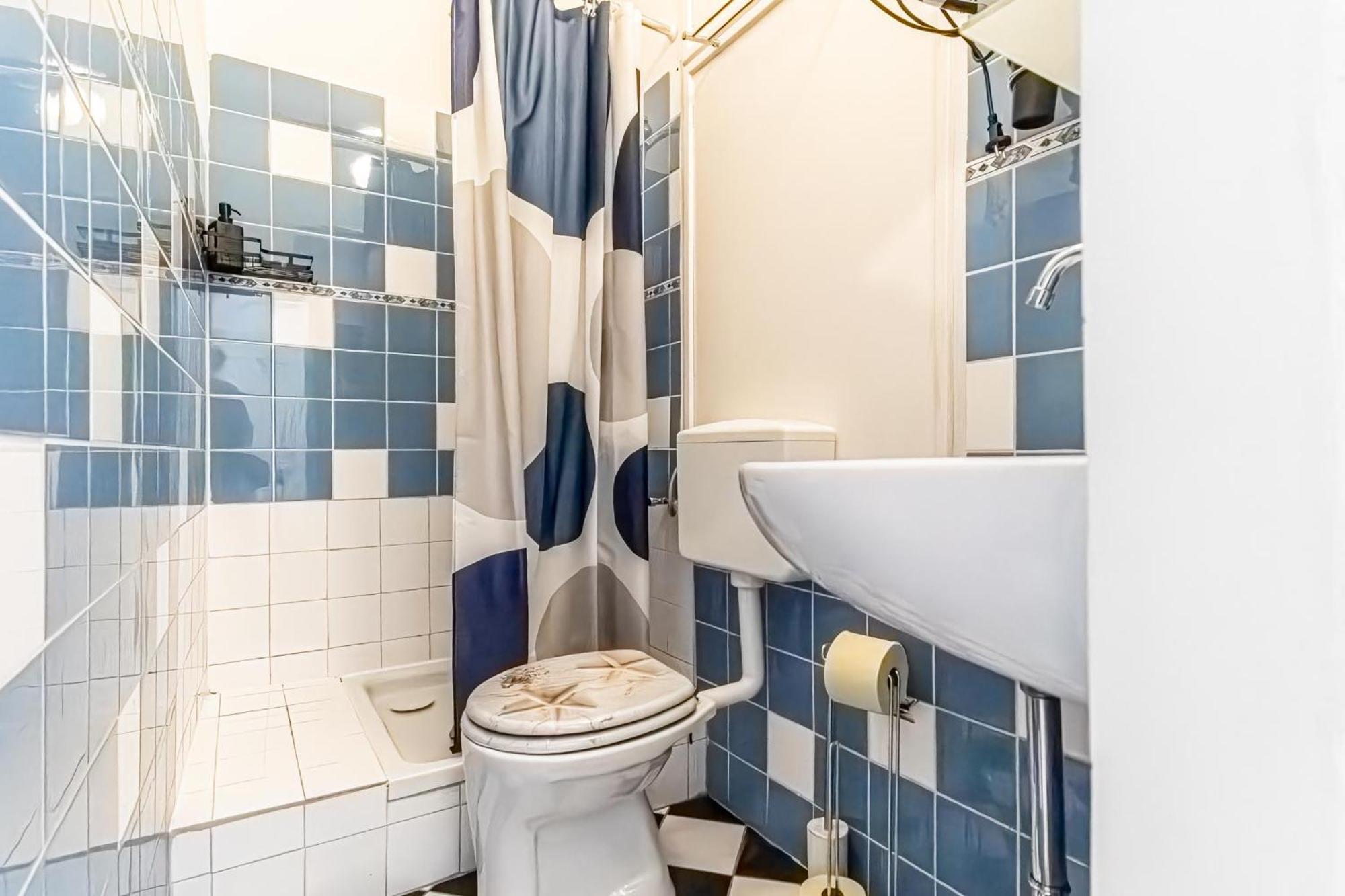 Explore Vienna: 1Br Retreat Near Westbahnhof Zewnętrze zdjęcie